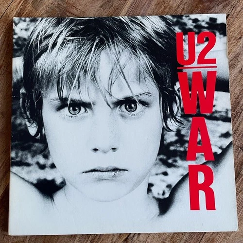U2 - WAR   EX+/EX+ VINYL LP  / TEXTURED SLEEVE / CANADA FIRST PRESSING
