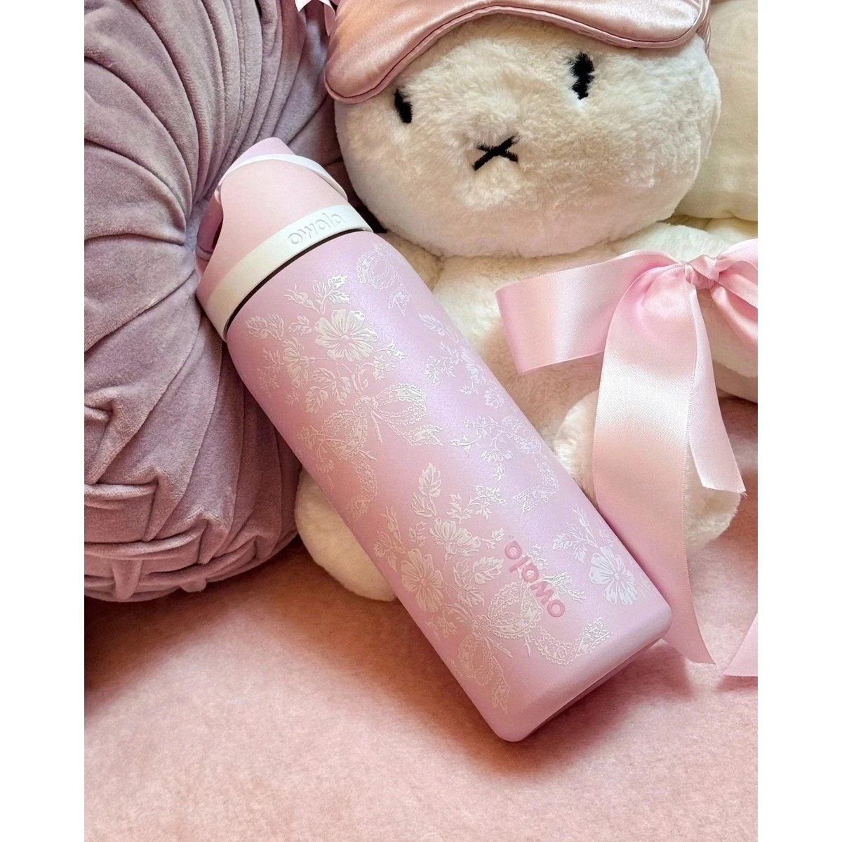 限定品　owala ピンク リボン　完売 Owala 32oz FreeSip Stainless Steel Water Bottle – Pink Ribbon