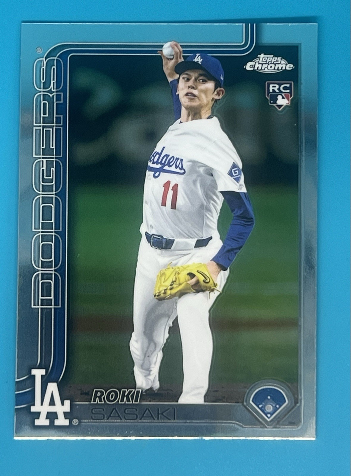 2025 Topps Chrome #217 Roki Sasaki Dodgers Rookie