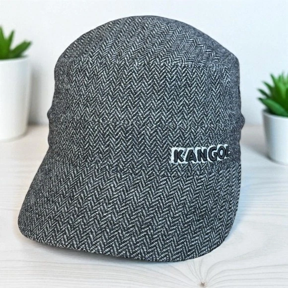 Kangol Women display picture 1