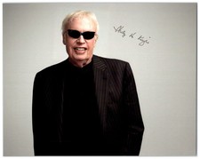 Phil Knight Nike CEO Hand Signed 8x10 Photo #1