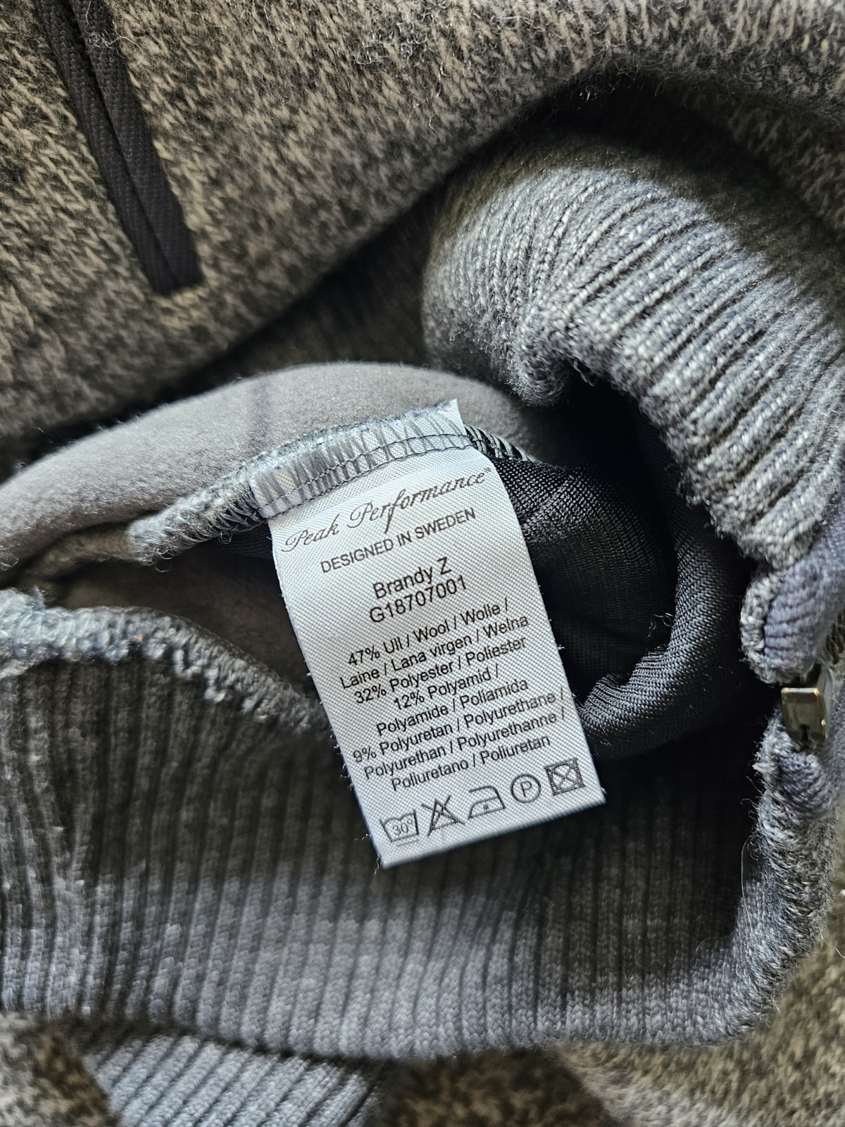 Peak Performance Wool Blend Jacket Small Grey Bra… - image 9