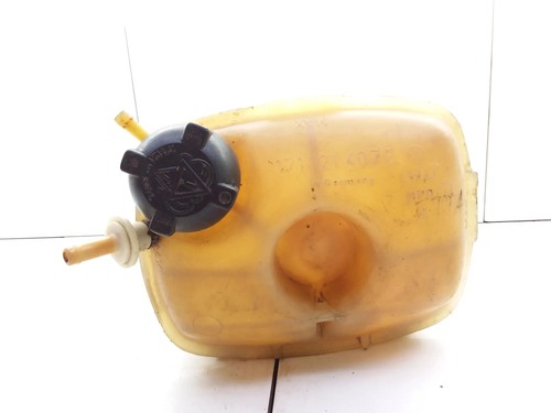 VW TRANSPORTER III Minibus / passenger Ausgleichsbehälter 171121407e 11234254