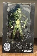 Mezco Universal Monsters Creature From the Black Lagoon 9&rdquo; Figure &ndash; New