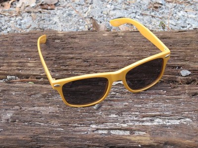 Jack Daniels Tennessee Honey Whiskey Black Yellow Sunglasses PROMO