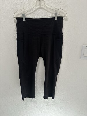 Old Navy Leggings Capri Mesh Sections Pockets PM