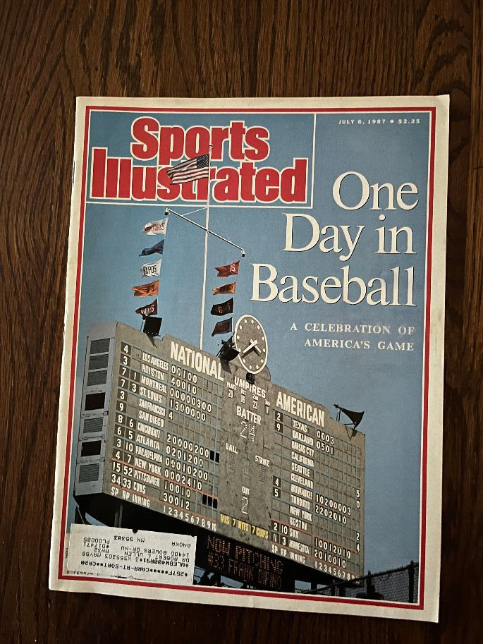 Sports Illustrated Chicago Cubs Wrigley Field 1987 Wally the Beer Man Minnesota