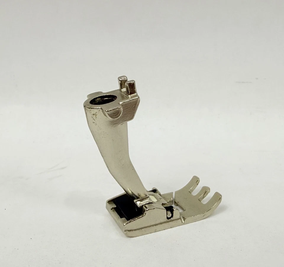 Bernina #3 Foot Buttonhole Old Style Black Letter Excellent Genuine - Image 3 of 4