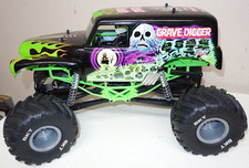 Monster Jam Grave Digger w/ Remote Control Monster Truck