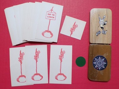 2 VINTAGE MAGIC TRICKS ROYDON SPOOKY SPOTS + 38 CARDS ''OUT TO LUNCH'' INDIAN ROPE