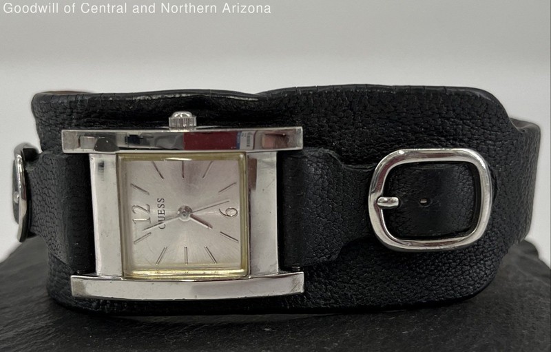 Vntg Guess G5533SL Silver Dial Black Leather Cuff Watch