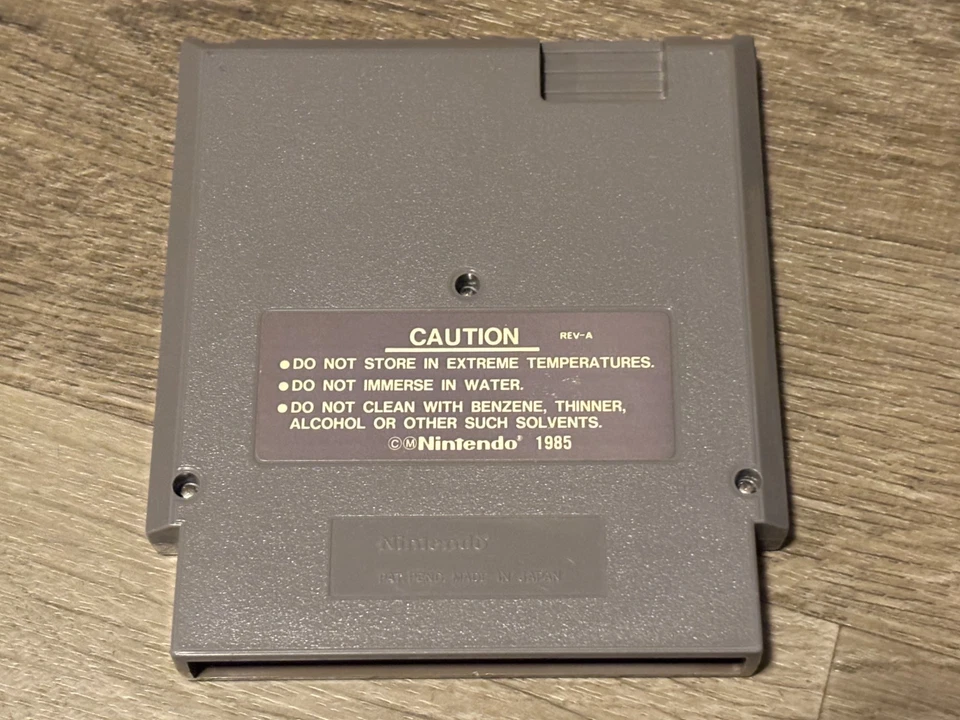 Mega Man 5 Nintendo Nes Cleaned & Tested Authentic - Image 2 of 4