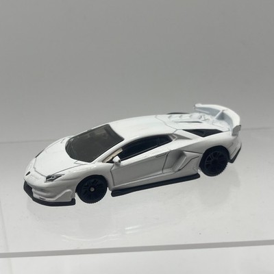 1/64 Lamborghini Aventador LB-Works GT Evo weiß Diecast Modellauto D13