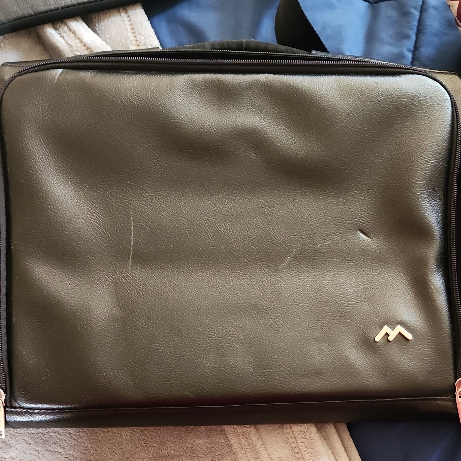 Brenthaven Black Leather Padded Laptop Briefcase for 15" w/ Shoulder Strap