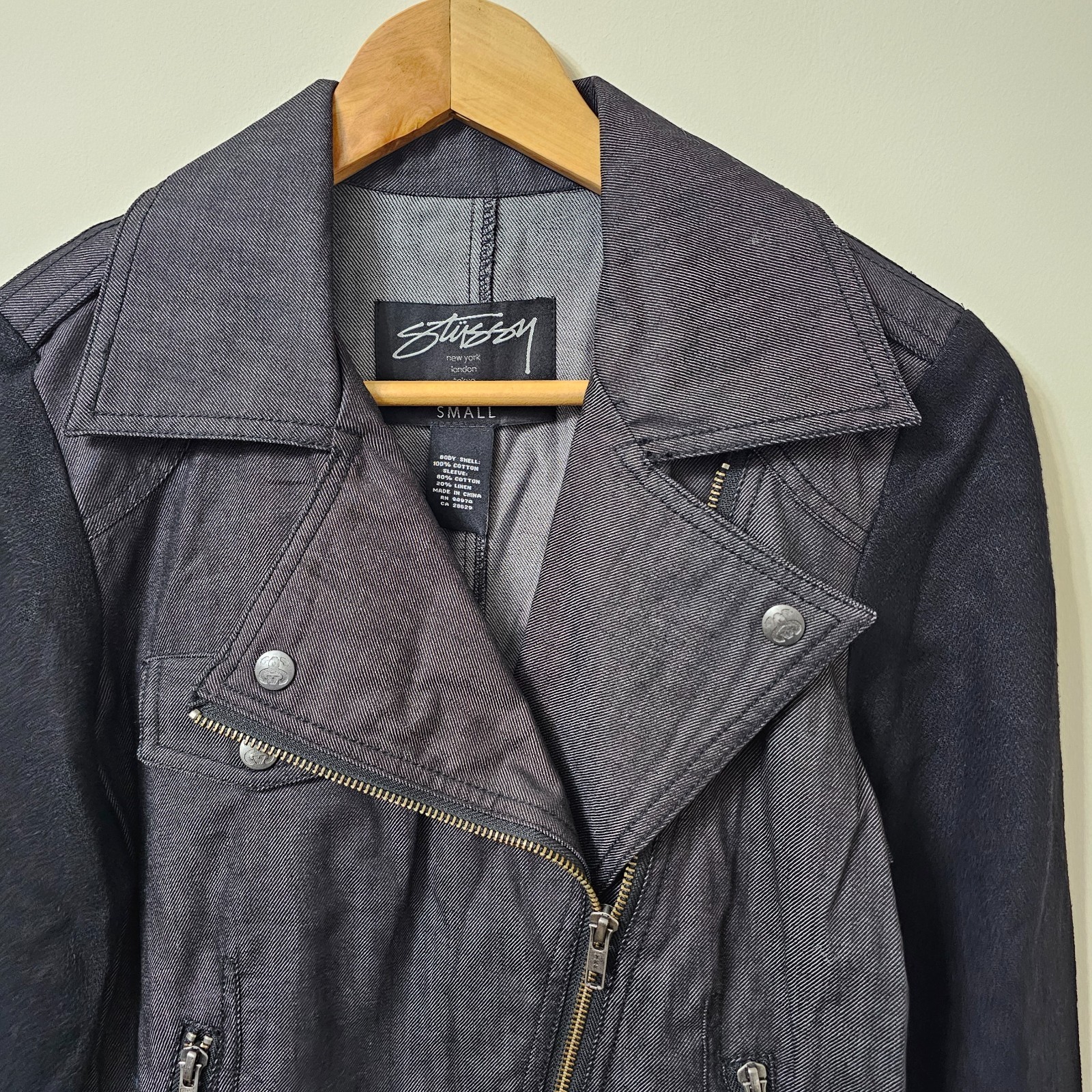 Stüssy women's denim biker jacket black sleeves size S Ryder Crop Moto Jacket thumbnail 4