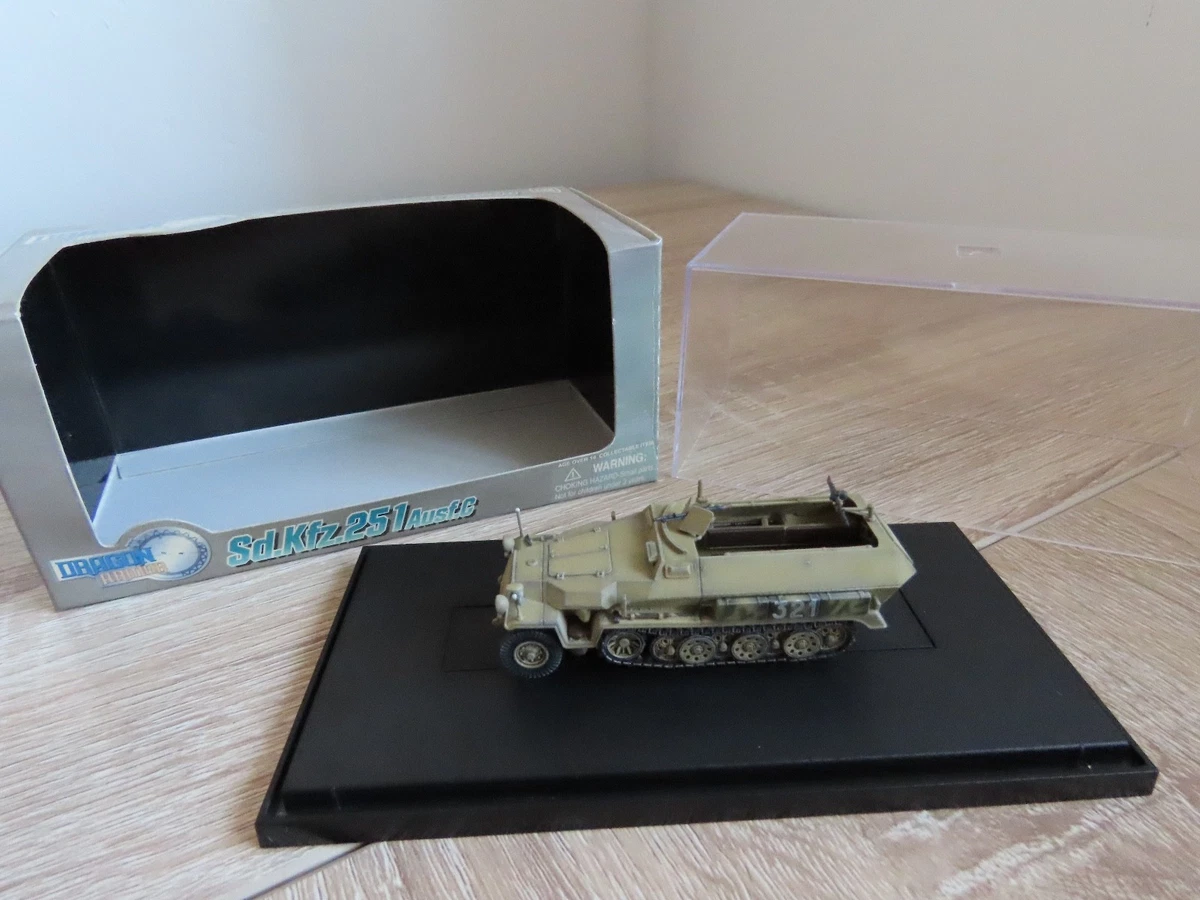 Le SdKfz 251 Hanomag gris porte pontons du génie allemand par Solido au
