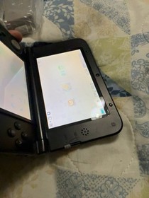Nintendo 3DS XL 4GB Red Console