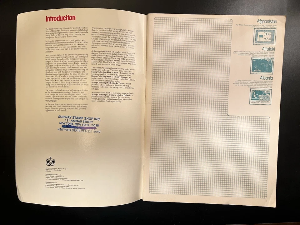 3-Vintage Soft Cover Stamp Albums. Minkus,Harris, & Stanley Gibbons. No Stamps - Изображение 3 из 4