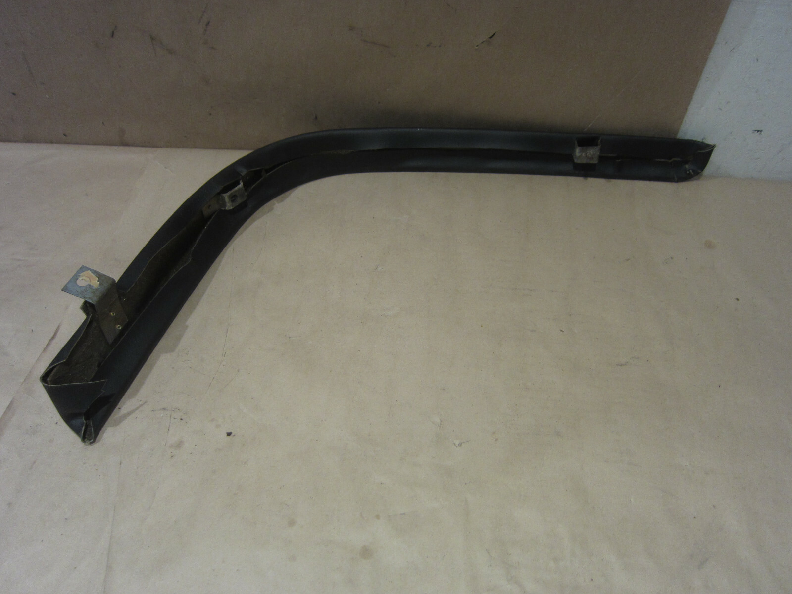 Ferrari 348 TB/TS- LH Covered Tail Rear Window Cross Piece - P/N 62952100