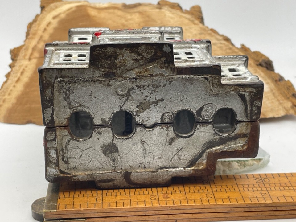 Antique /Vintage A.C. Williams Cast Iron Colonial House Still Bank