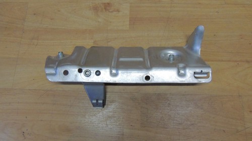 Original BMW F30 F31 FL LCI F45 G12 F48 Hitzeschutzblech Abgaskrümmer 7618371