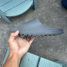 Adidas Yeezy Slide Onyx Black Mens Size 7 US Sandals Rubber HQ6448