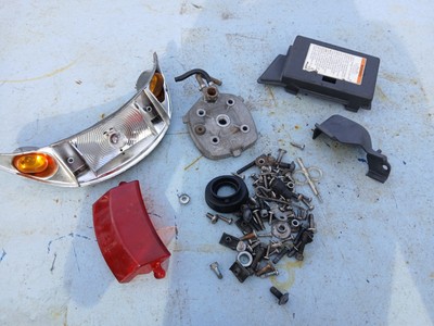 2002 Cylinder Head  Malaguti F15 Firefox 50 Light Miscellaneous  Parts ONLY Bolt