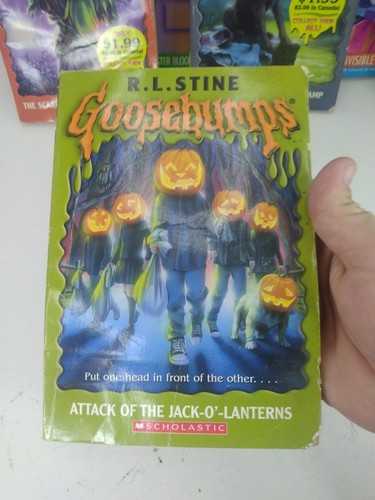 Goosebumps Books Lot Of 9 - R. L. Stine  - Picture 7 of 21