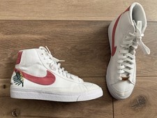 New Nike Women's Blazer Mid '77 Catechu DC9265-101 White Size 7.5 Retro Floral