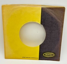 Epic Records Company Sleeve 45 RPM Yellow Black Small Logo 7 Inch
