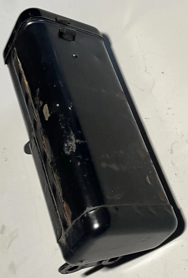 Honda CB360E 1974 74-76 OEM debajo del asiento caja de herramientas almacenamiento metal soporte manual Foto 4 de 4