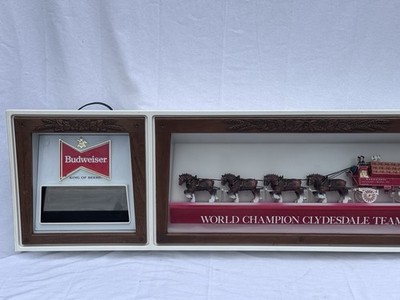 Budweiser Vintage World Champion Clydesdale Hanging Carousel Light