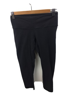 Lulalemon Black Crop Size 4