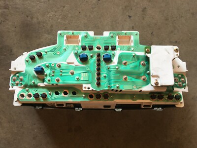 OEM 02 03 Mitsubishi Diamante Instrument Cluster Speedometer