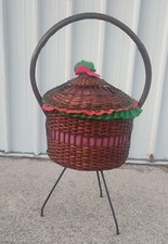 VECCHIO CESTINO  PORTACUCITO IN GIUNCO  ANNI 50/60 - VINTAGE 