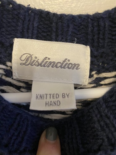 VTG Distinction Hand Knitted Sweater Winter Sizelarge - Picture 4 of 5