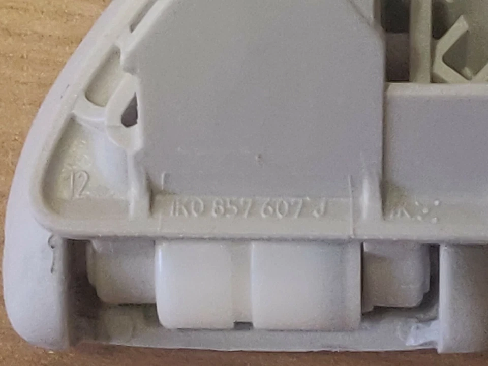 Haltegriff hinten links VW Passat 3C Variant Griffe Himmel 1K0857607J - Bild 3 von 4