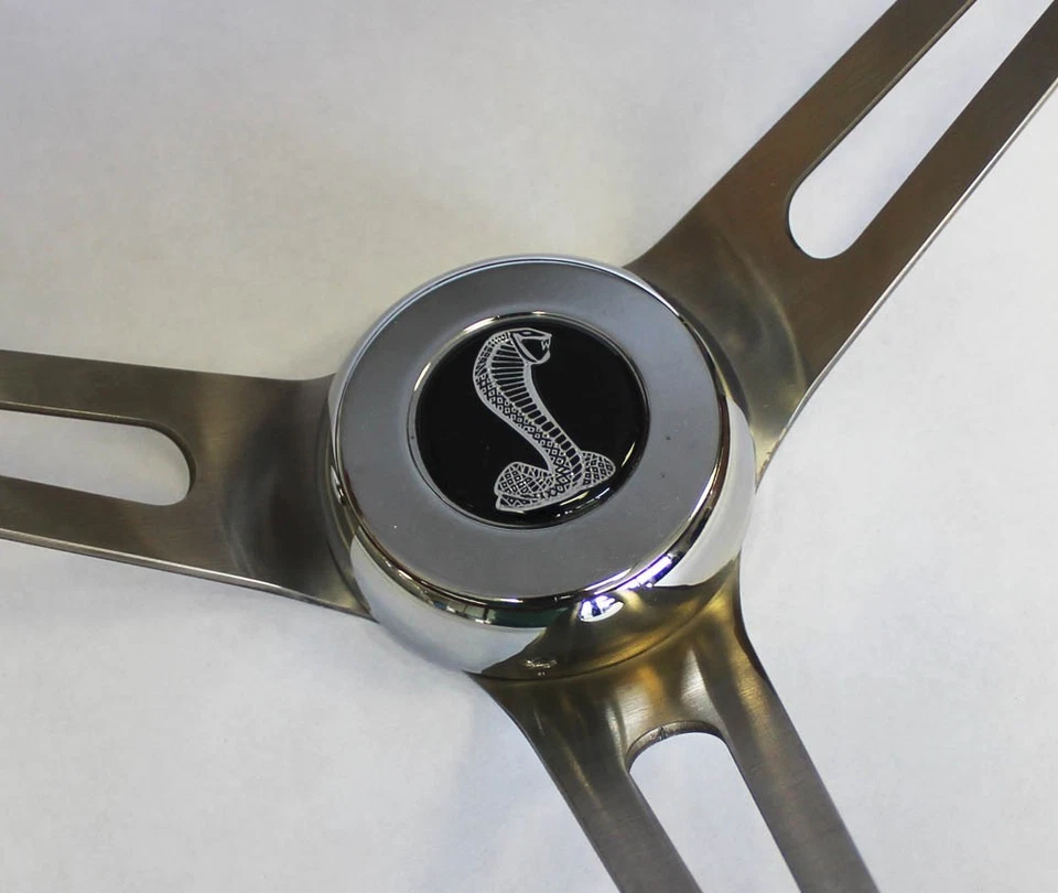 70-77 Maverick Pinto Galaxie 15" Madera Volante Remaches Alto Brillo Cobra Tapa Foto 3 de 4