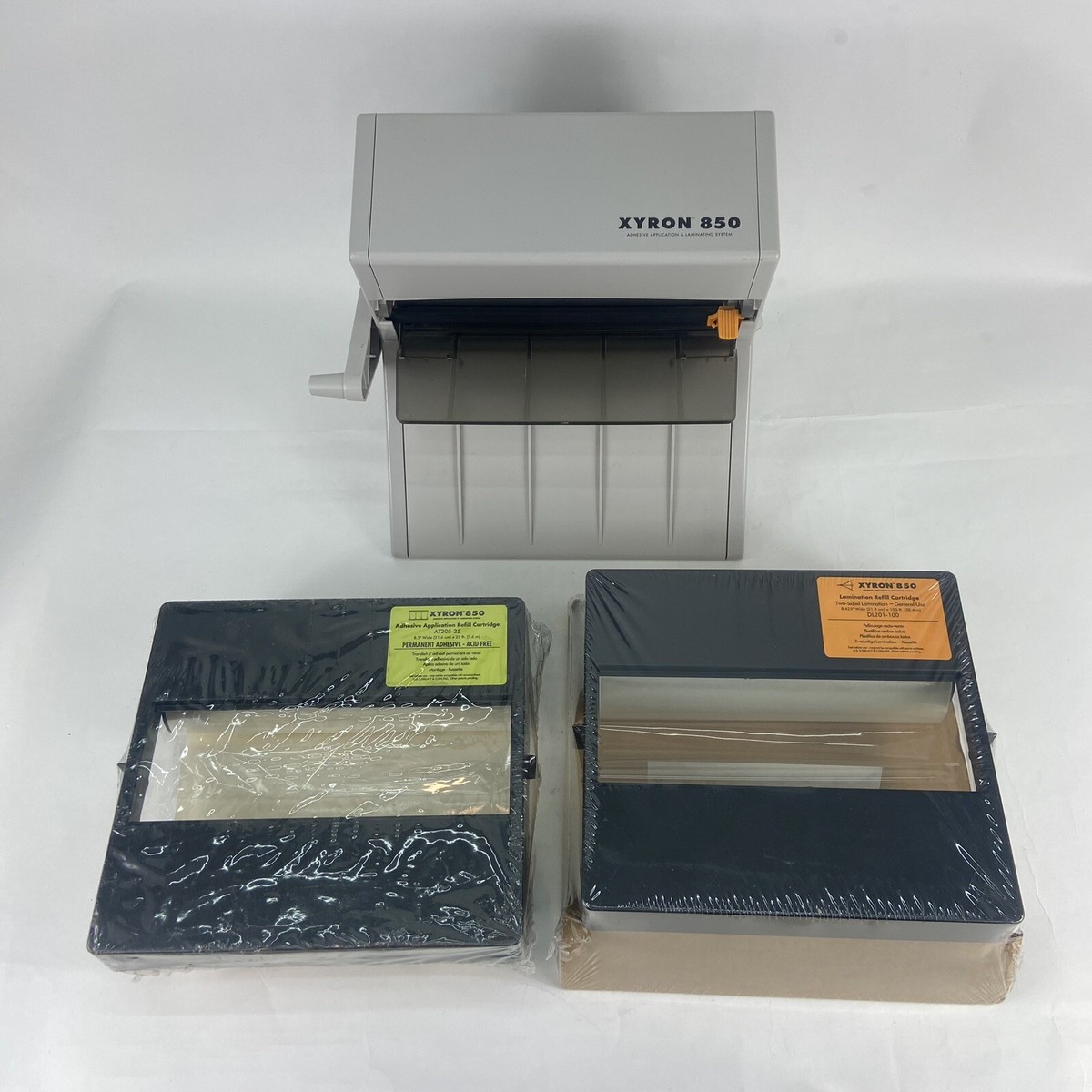 XYRON 850 Laminating Machine + Refill Cartridge's AT205-25/DL201