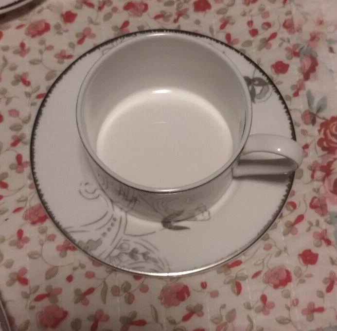 Lenox Paisley Terrace 5-Piece Place Setting New Porcelain White / Silver Gift Foto 2 de 4