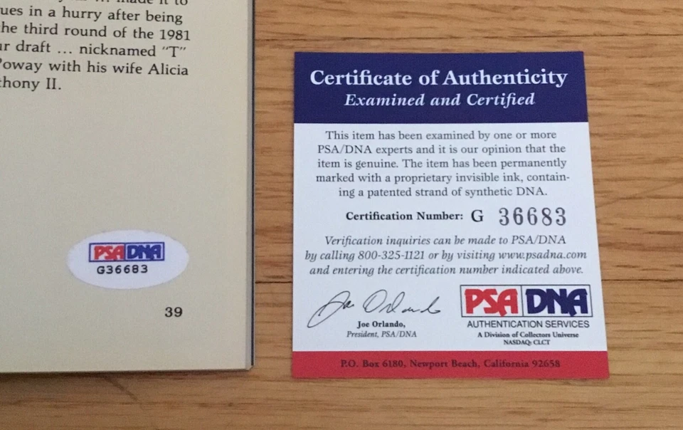 Tony Gwynn San Diego Padres MLB HOF Signed Autograph 1985 Yearbook PSA DNA COA - Image 3 of 4