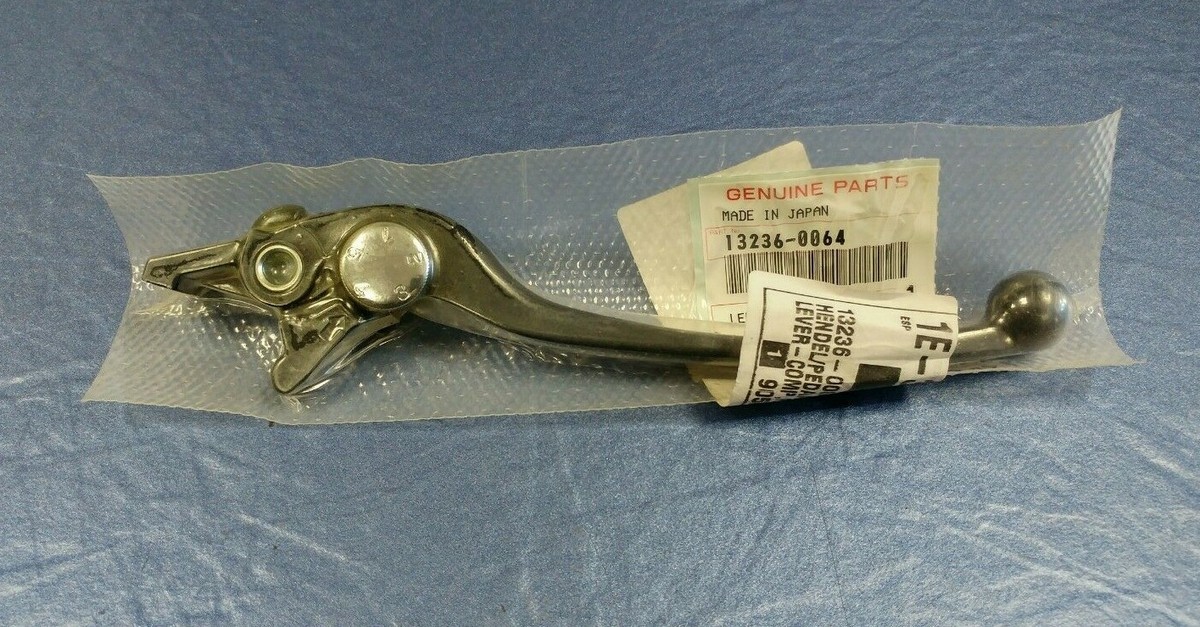 ☆レバー ZX1000-C1 13236-0064 Kawasaki 純正部品 3点出品中です