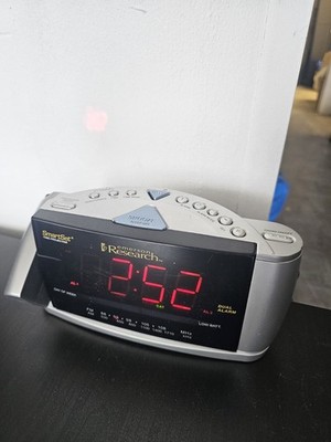 Emerson Research Alarm Clock AM/FM Radio Smart Set Time Projection Model CKS3516