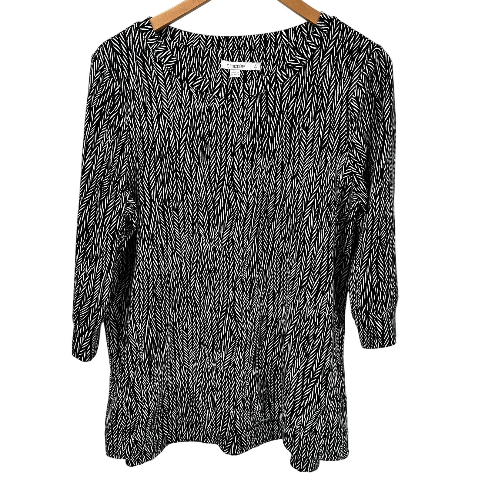 Chico's Tunic Top Womens 2 Large Black White Leaf Pattern 3/4 Sleeve Pullover