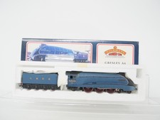 Bachmann OO Gauge Steam Locomotive 31-952 LNER A4 4-6-2 4903 Peregrine
