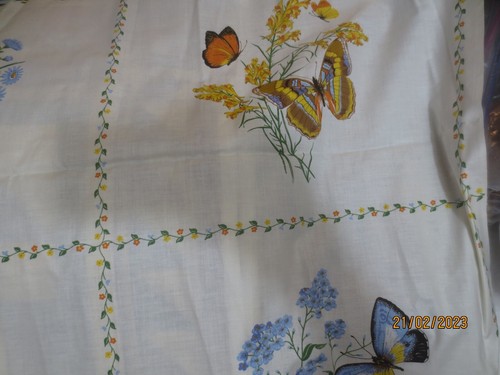 36 x 44" Cranston VIP Butterfly Picture Book Patches 9 beautiful panels 12" x 14 - Picture 5 of 7