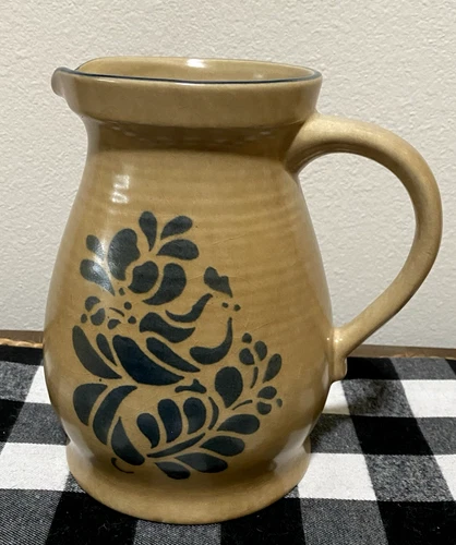 Vintage 80’s Pfaltzgraff Folk Art 2-1/2 Quart Pitcher #416 8.5" Tall Water Jug