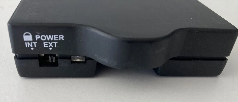 Addonics RSACS Ruby Pocket External Drive Case ESATA holds 2.5" SATA I / II - Image 4 of 4