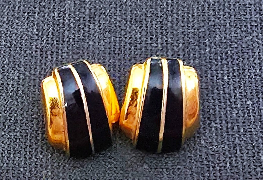 Unique Earrings by Dotty Smith - image 1