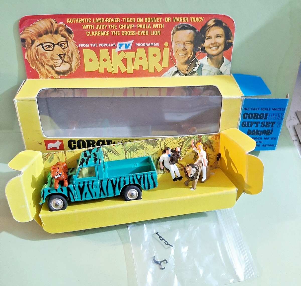 Riproduzione Corgi GS 7 Set Regalo Corgi Daktari Land Rover - Riproduzione In Miniatura GS 7, Perfetto Per Collezionisti Riproduzione Giocattolo Vintage - Foto 5